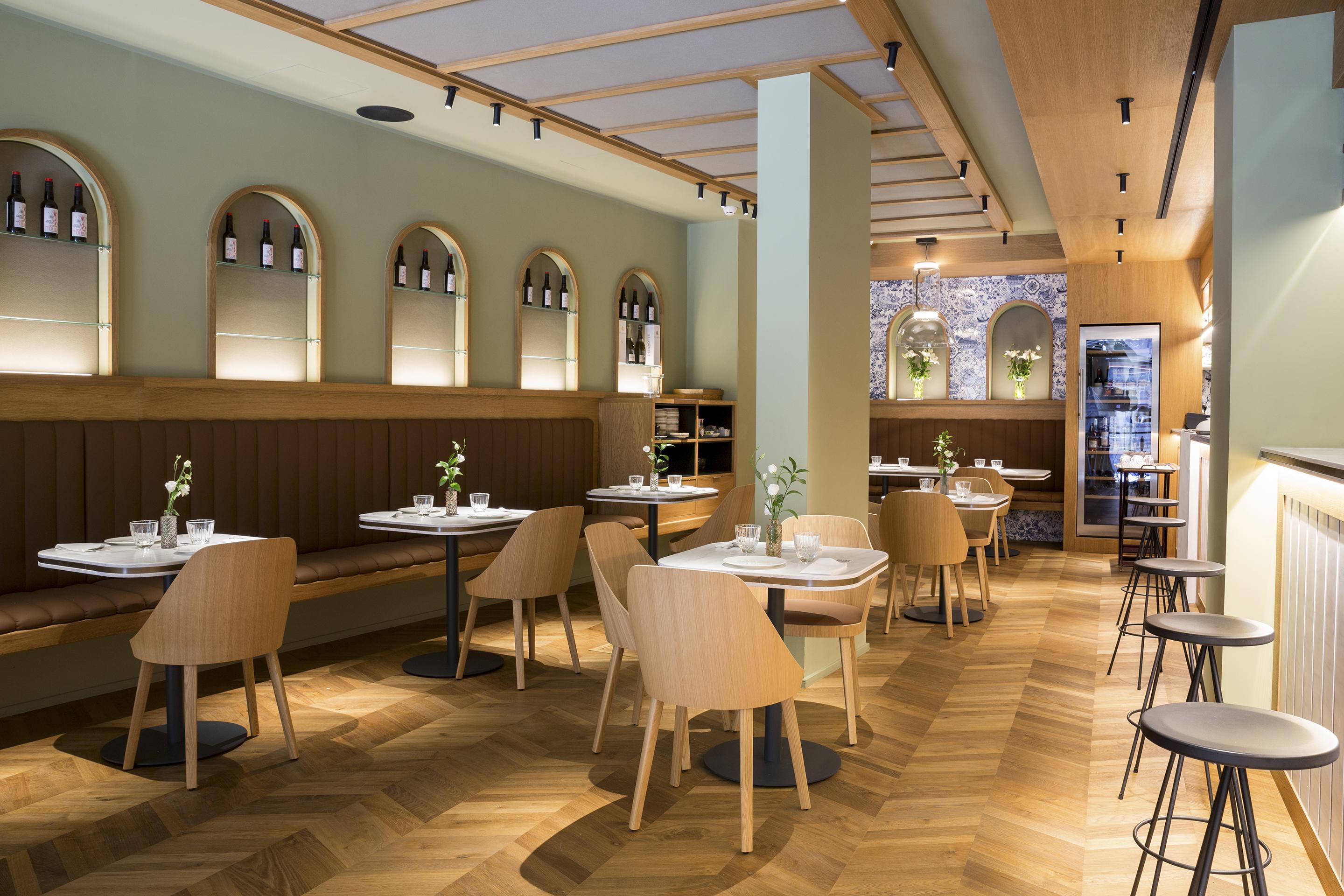 Eme Catedral Mercer Hotel Sevilla Exterior foto Restaurant interior