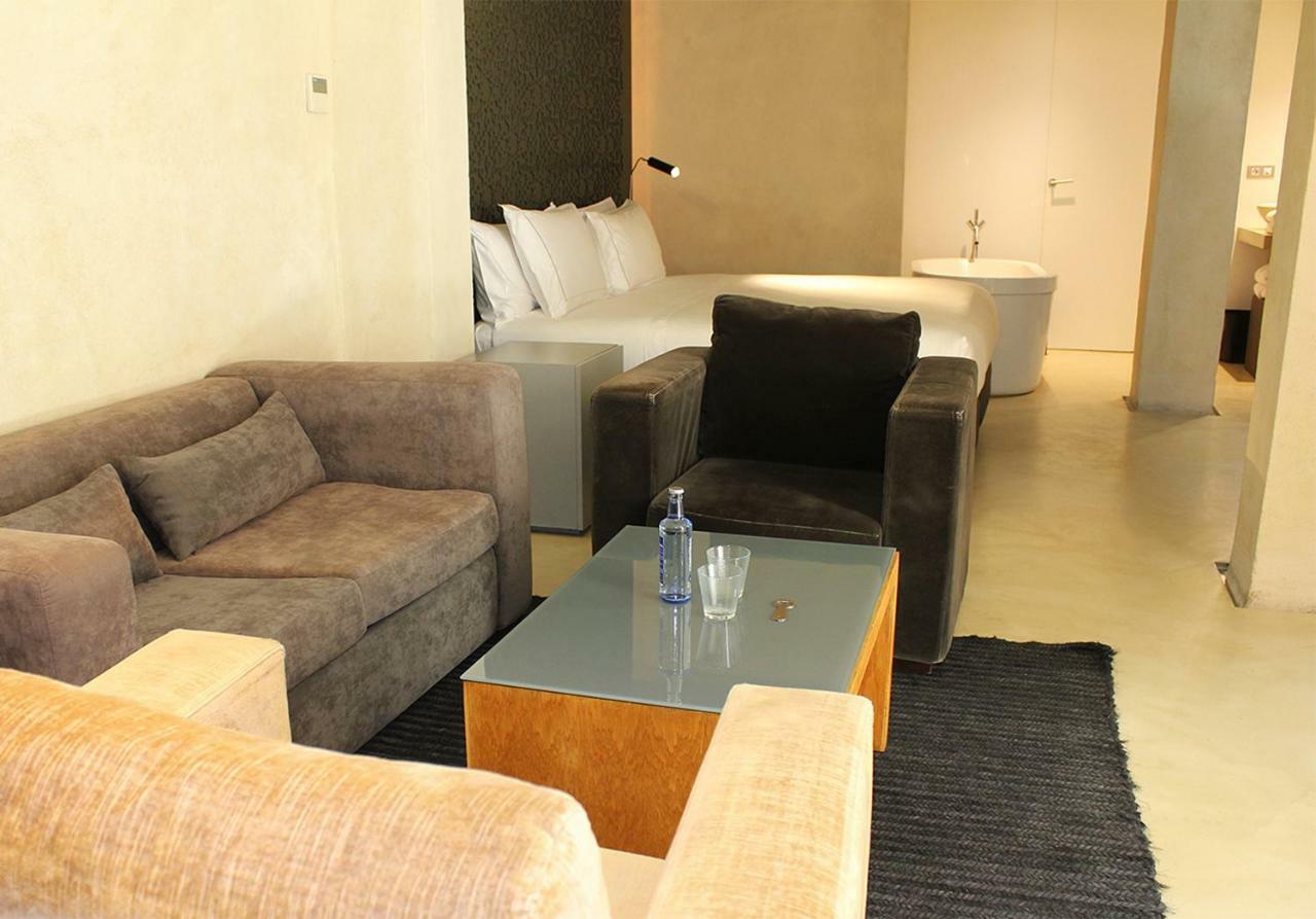 Eme Catedral Mercer Hotel Sevilla Exterior foto A suite at the hotel